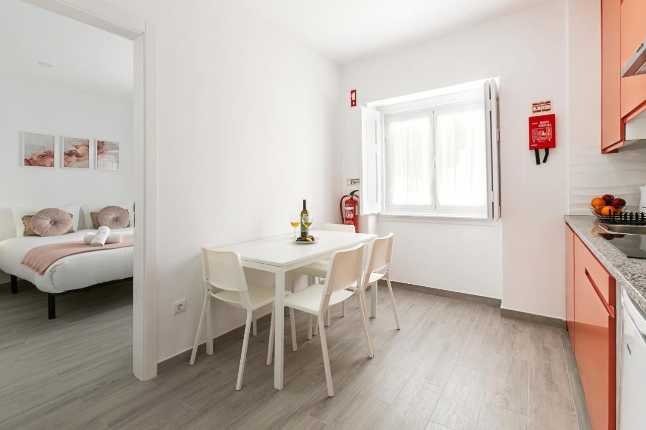 Rose Breeze Apartment Назаре Экстерьер фото
