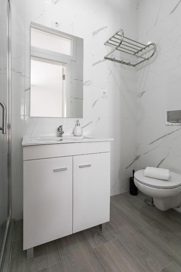 Rose Breeze Apartment Назаре Экстерьер фото